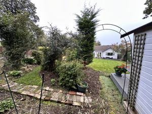 Photo 29- click for photo gallery